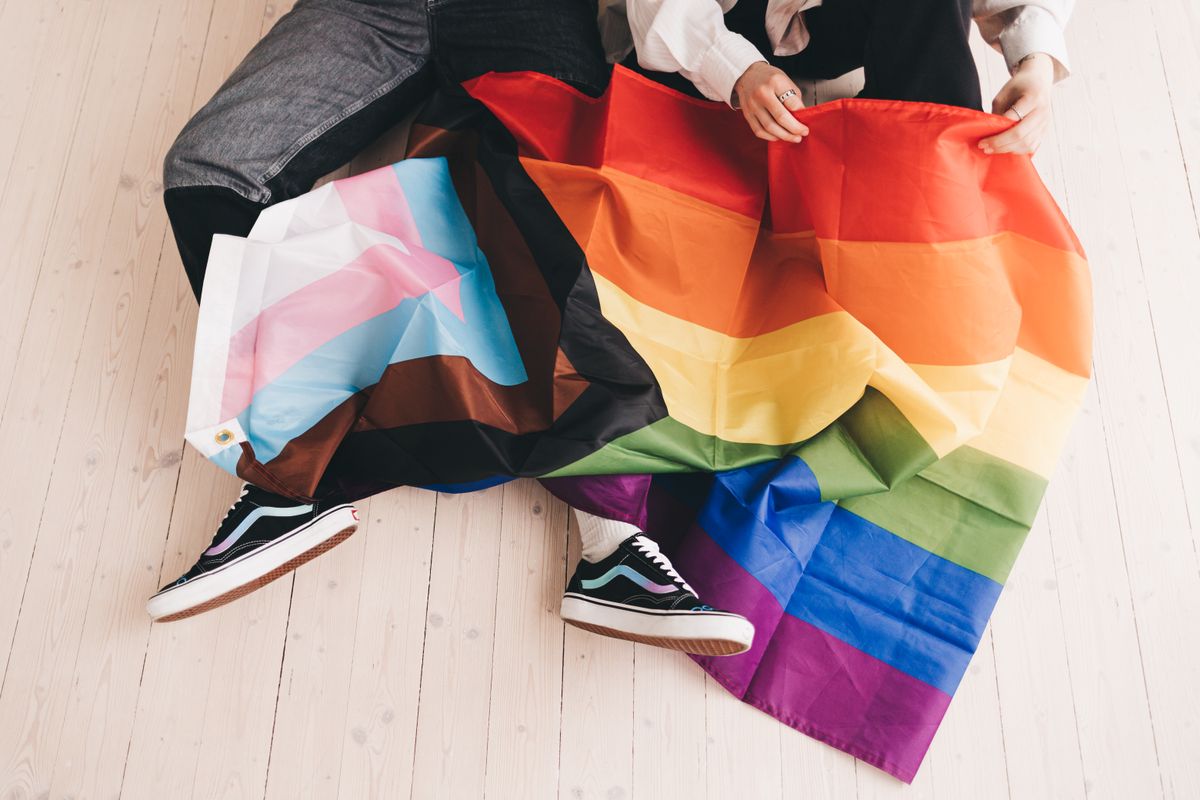 Adicciones y comunidad LGTBI+: factores de riesgo específicos