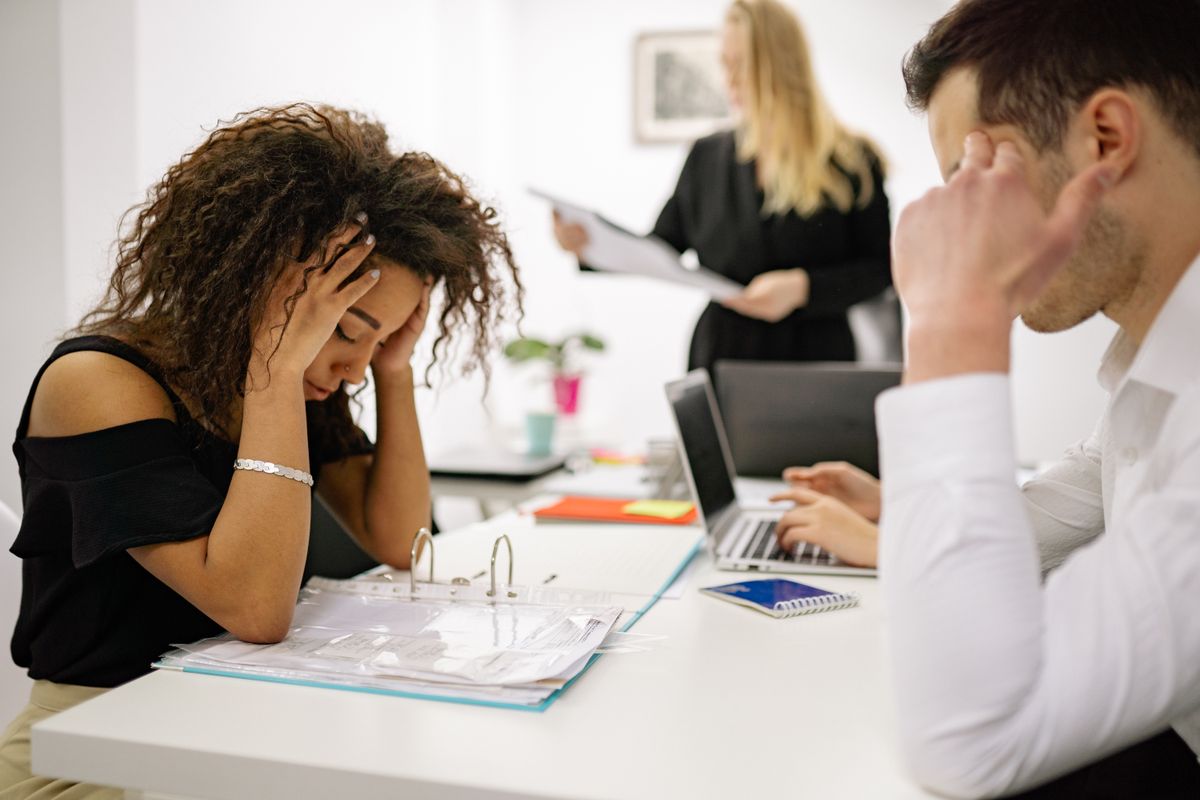 Burnout laboral y su relación con el consumo de sustancias