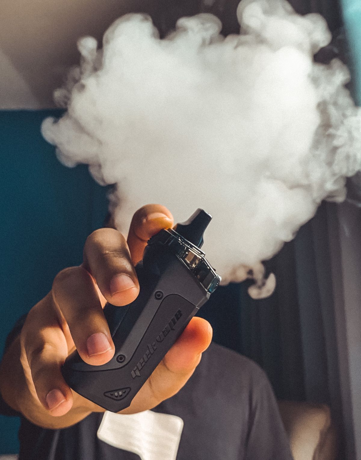 Vapeo y nicotina: el nuevo patrón de consumo juvenil